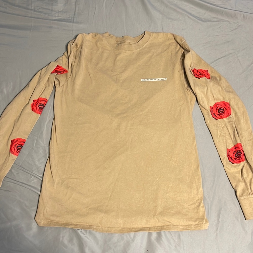 Empyre long sleeve tee Size M